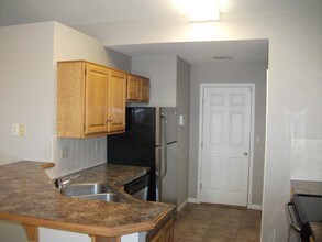 1105 Walters Dr in Manhattan, KS - Building Photo - Building Photo