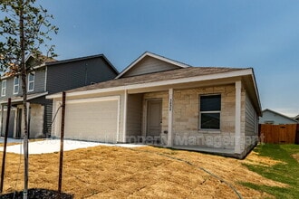 3828 High Tide in Seguin, TX - Building Photo - Building Photo