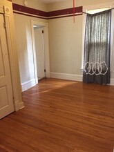 224 W Pleasant St in Mankato, MN - Building Photo - Building Photo
