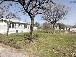 709 E 1st St, Unit 70108 in Burkburnett, TX - Building Photo - Building Photo