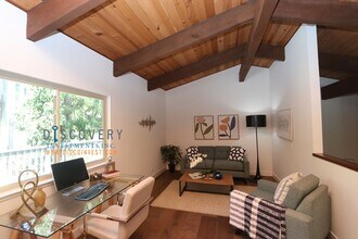 7250 Woodrow Dr in Oakland, CA - Building Photo - Building Photo