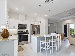 490 37th Ave NW in Naples, FL - Building Photo - Building Photo