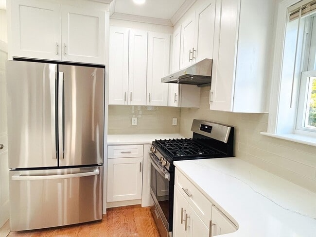 27 Waverly St in Boston, MA - Building Photo - Building Photo