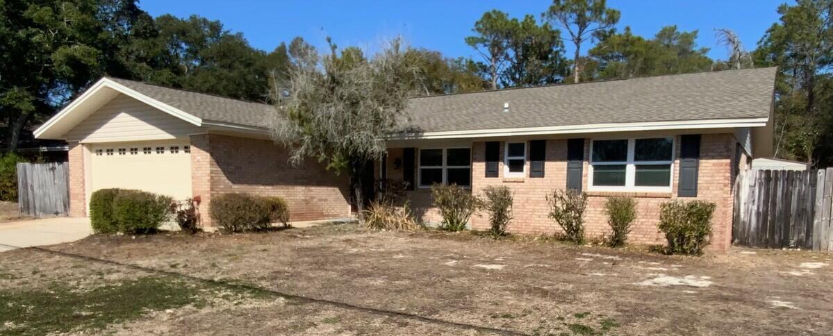 129 12th Ave in Shalimar, FL - Building Photo