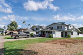 Caitlin Park in Honolulu, HI - Building Photo - Building Photo