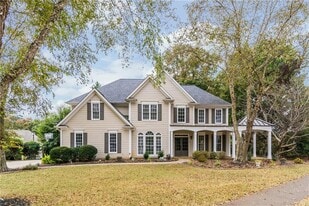 6710 Timber Trail in Cumming, GA - Building Photo