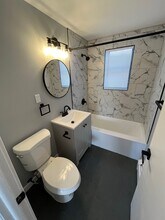 30 Henderson Dr, Unit 5 in East Hartford, CT - Building Photo - Building Photo