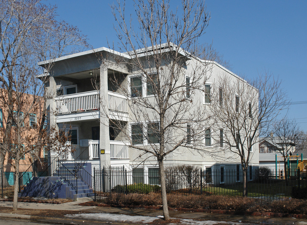 The Howards in Minneapolis, MN - Building Photo