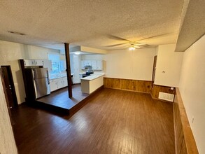 920 N Leverett Ave in Fayetteville, AR - Building Photo - Building Photo