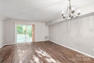951 Hollywood St in Charlotte, NC - Building Photo - Building Photo
