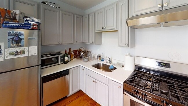 205 Harris St, Unit #2