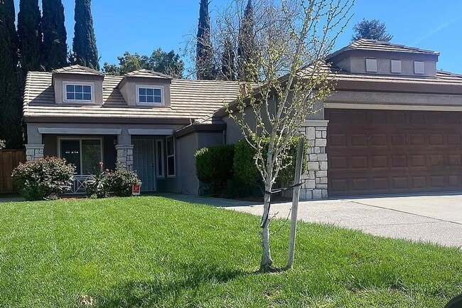 820 Teton Ln
