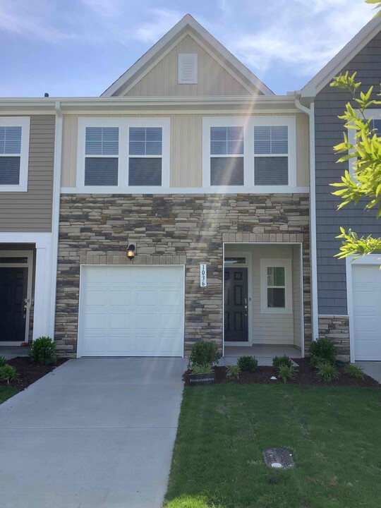 1036 Sweet Woodruff Dr in Zebulon, NC - Building Photo