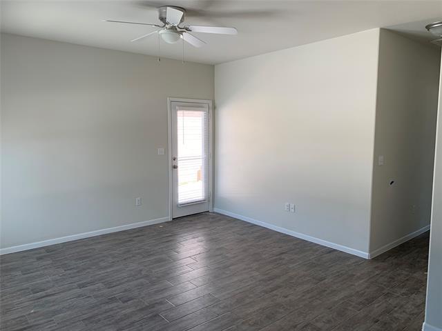 2409 N Hickory St in Sherman, TX - Building Photo - Building Photo