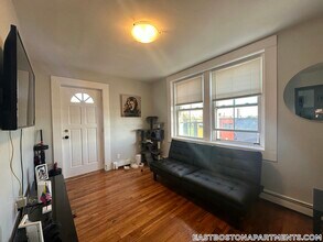 972 Saratoga St in Boston, MA - Building Photo - Building Photo