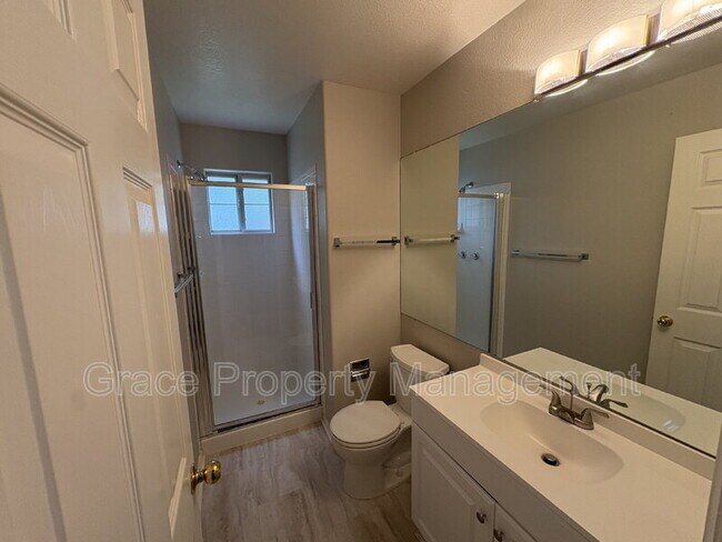 8340 S Upham Way in Littleton, CO - Building Photo - Building Photo