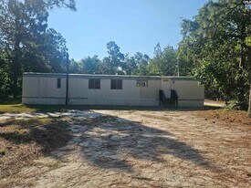 119 E Woods Ct in Gaston, SC - Building Photo