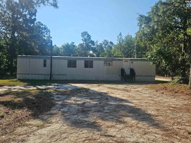 property at 119 E Woods Ct