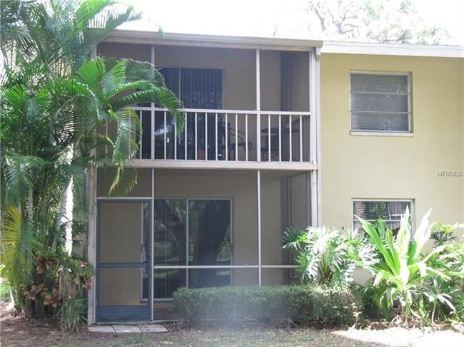 930 La Costa Cir in Sarasota, FL - Foto de edificio - Building Photo