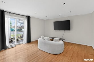 91 Presidential Dr in Englewood, NJ - Building Photo - Building Photo