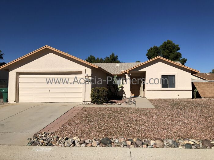 4812 W Rosebay St in Tucson, AZ - Building Photo