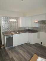 613 Garfield Ave, Unit #2 in Milford, OH - Building Photo