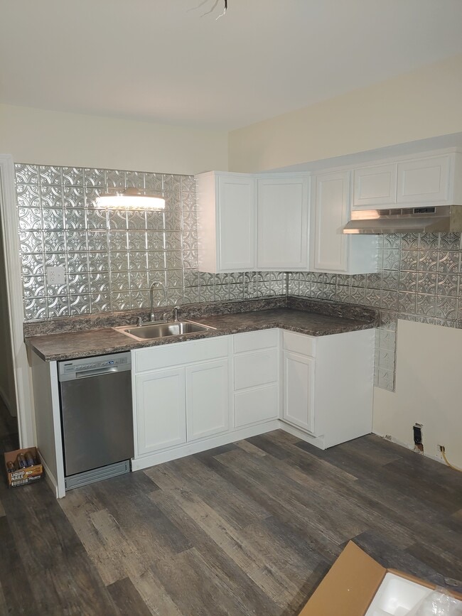 613 Garfield Ave, Unit #2