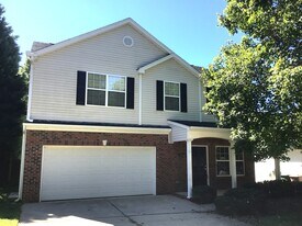 3910 Pepperbush Dr in Greensboro, NC - Building Photo