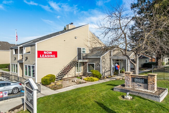 Point Natomas Apartments