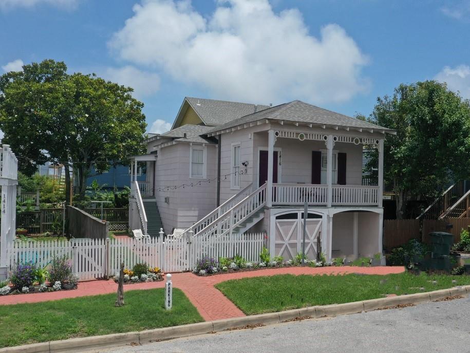 1416 13th St in Galveston, TX - Foto de edificio