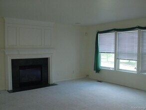 4446 Sherwood Cir in Canton Township, MI - Building Photo - Building Photo