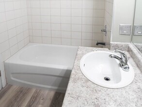 Stirlingwood Townhomes in Edmonton, AB - Building Photo - Building Photo