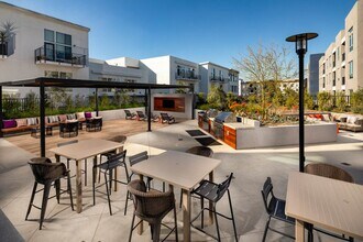 The Weddington in North Hollywood, CA - Foto de edificio - Building Photo