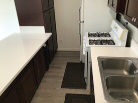 3110 Hillview Dr N in Chino, CA - Building Photo