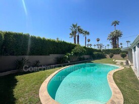 1680 E Mesquite Ave in Palm Springs, CA - Building Photo