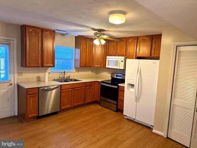 307 Willowbrook Ct in Winchester, VA - Building Photo - Building Photo