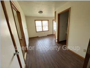 437 W Mill St in Columbus, WI - Building Photo - Building Photo