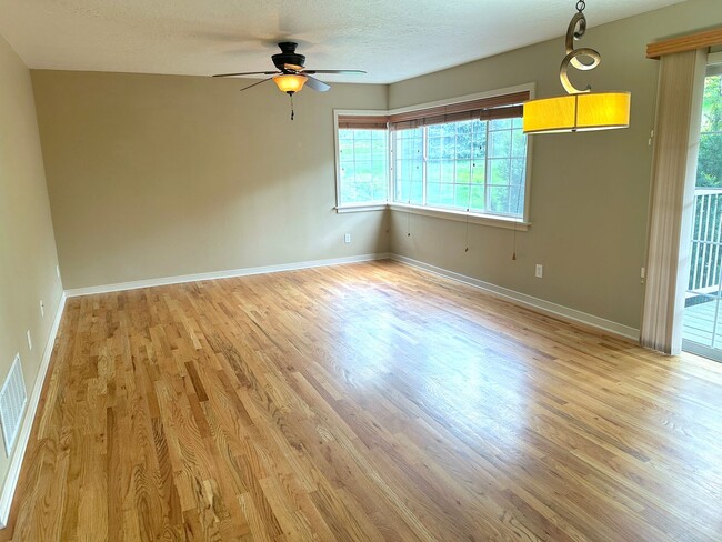 408 Village Ln in Boise, ID - Building Photo - Building Photo