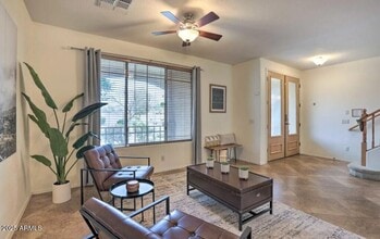 8801 W Palmaire Ave in Glendale, AZ - Building Photo - Building Photo