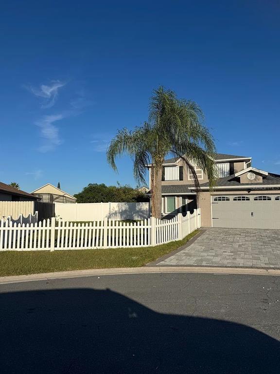 property at 218 Kellwood Ct