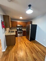 123 Northampton St in Easton, PA - Building Photo