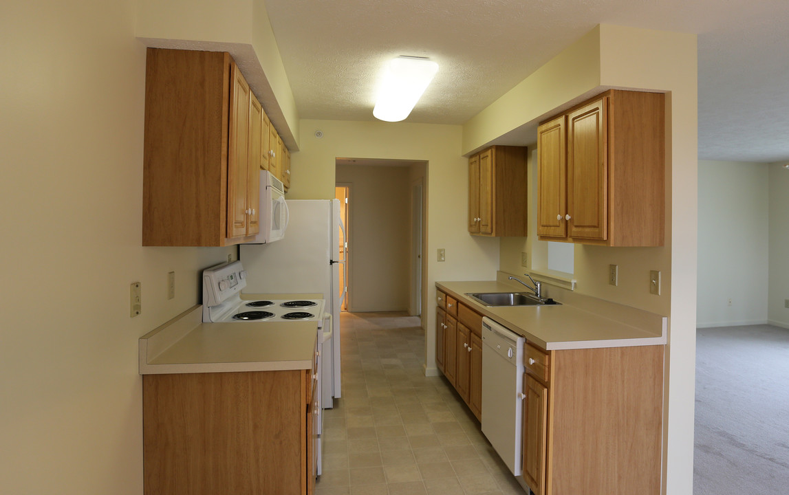 New Country Village Apartments Photo