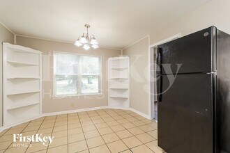 1407 Gibbins Rd in Arlington, TX - Building Photo - Building Photo