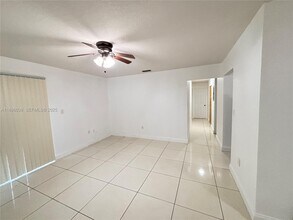 12 Andros Rd in Key Largo, FL - Building Photo - Building Photo