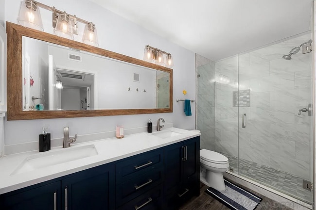 12015 Alta Carmel Ct in San Diego, CA - Building Photo - Building Photo