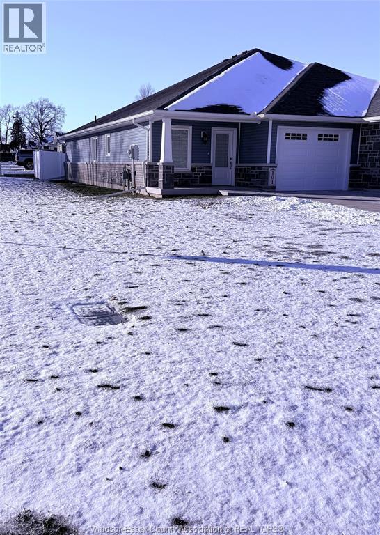 101 Arthur St S in Essex, ON - Building Photo - Building Photo