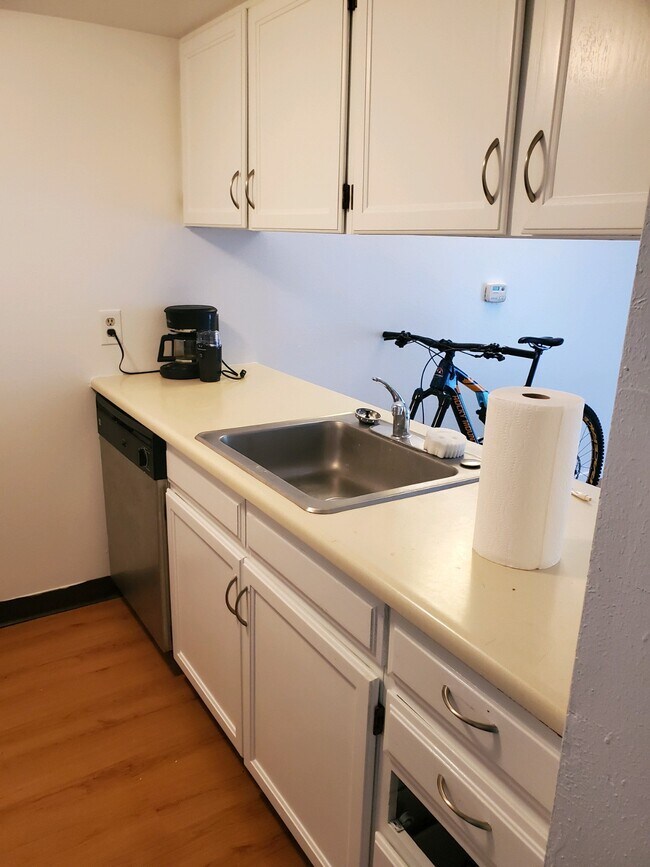 1111 Maxwell Ave, Unit 236 in Boulder, CO - Building Photo - Building Photo