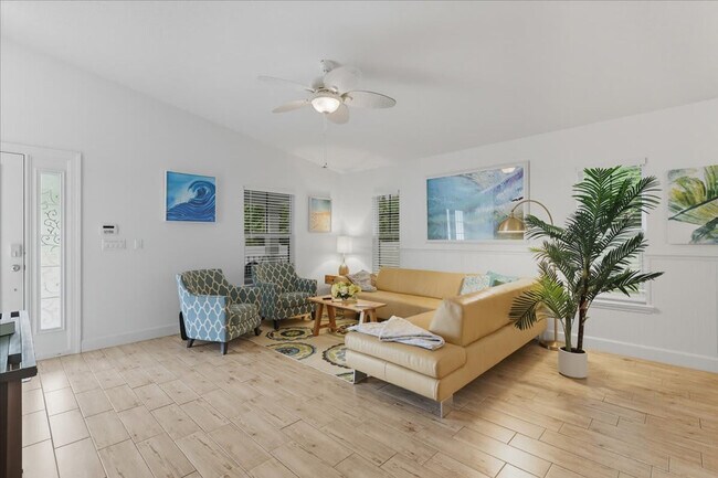 27 Mala Compra Rd in Palm Coast, FL - Building Photo - Building Photo