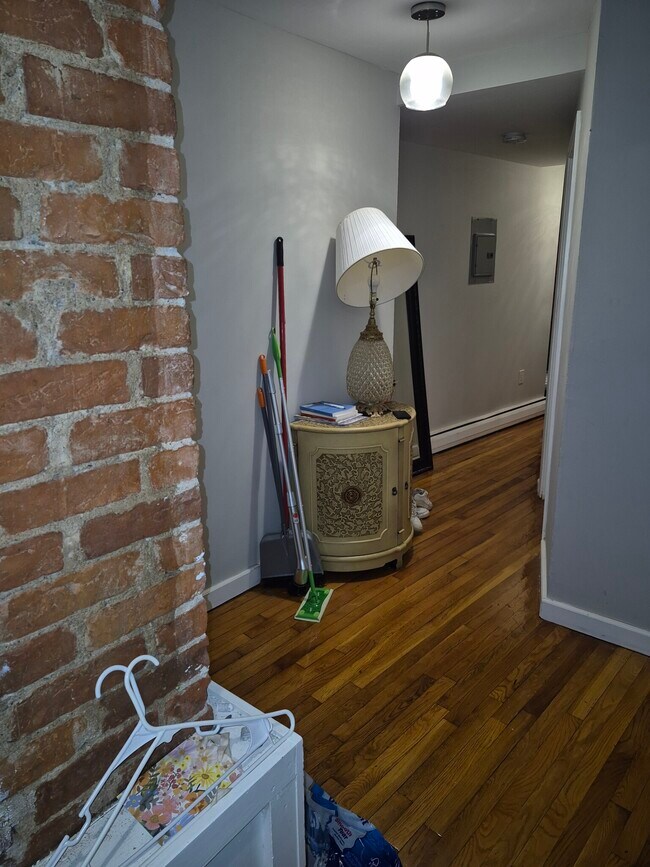 133 Summer St, Unit 12AF in Somerville, MA - Building Photo - Building Photo