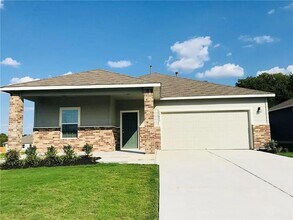 13813 Harrisglenn Dr in Pflugerville, TX - Building Photo - Building Photo